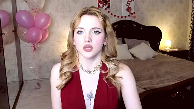 CarryParker online show from 03-03-26, 07:42