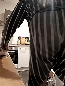 Snapshot of olivbisoumis chatting on 02-22-26, 06:24 olivbisoumis online show from 02-22-26, 06:24