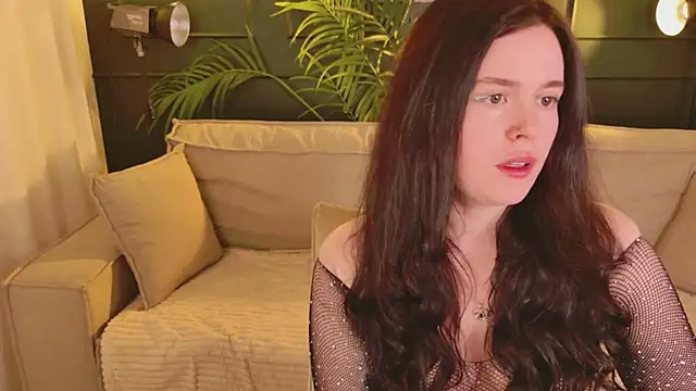 Snapshot of JustMira chatting on 05-03-26, 10:49 JustMira online show from 05-03-26, 10:49