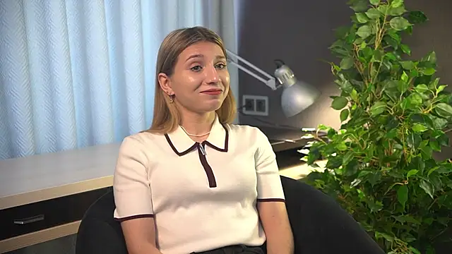 SuAvison online show from 02-21-26, 08:37