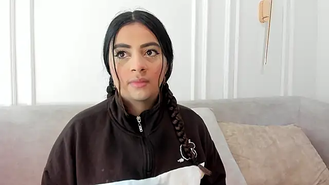 DulceQueen1 online show from 04-24-26, 12:29