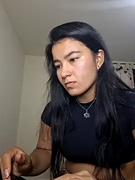 Miiia a online show from 04-21-26, 09:28