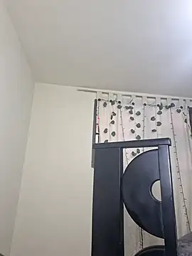 Miiia a online show from 04-23-26, 09:17