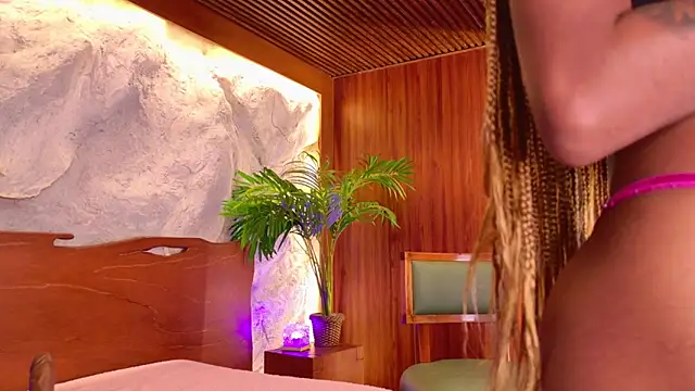 Rolyloren  online show from 03-12-26, 04:13