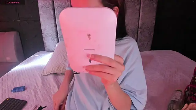 MelLove  online show from 03-09-26, 08:24