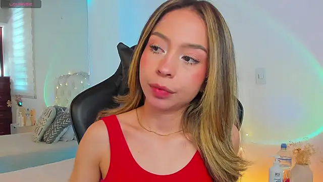 Snapshot of LuuluBerry chatting on 02-28-26, 03:02 LuuluBerry online show from 02-28-26, 03:02