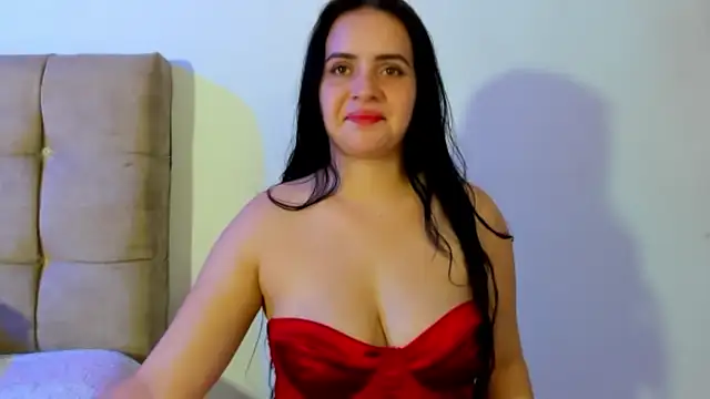Snapshot of madame_lilly_ chatting on 04-15-26, 08:20 madame lilly online show from 04-15-26, 08:20