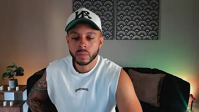 Daniel kingx online show from 03-10-26, 12:43