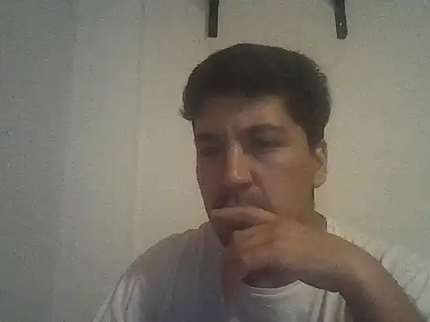 Snapshot of LeCorbu10 chatting on 02-24-26, 03:37 LeCorbu10 online show from 02-24-26, 03:37
