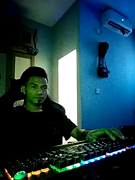 UcEng Lab online show from 03-01-26, 01:07