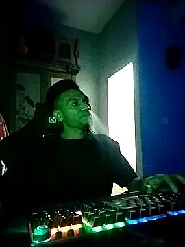 UcEng Lab online show from 03-11-26, 05:30