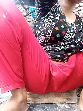 BreezySexyGirl69 online show from 05-16-26, 08:55