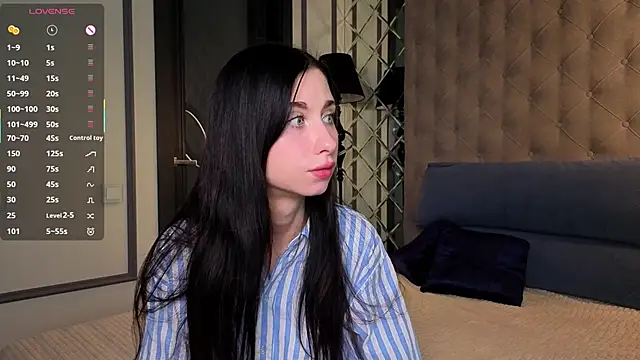 MiguelinaRasmuson online show from 04-25-26, 11:02