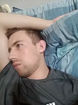 ---Dark--- online show from 04-03-26, 05:22