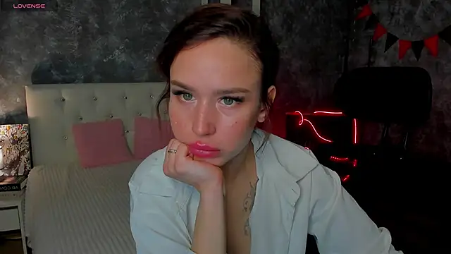 tina xx tina online show from 03-27-26, 01:44