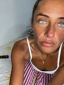 ScarlettGold  online show from 04-28-26, 04:12