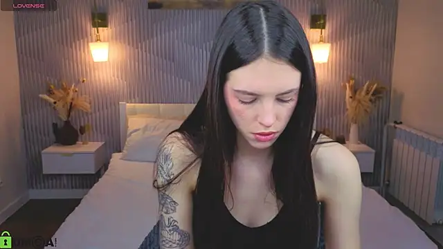 elise robbie online show from 04-23-26, 01:07