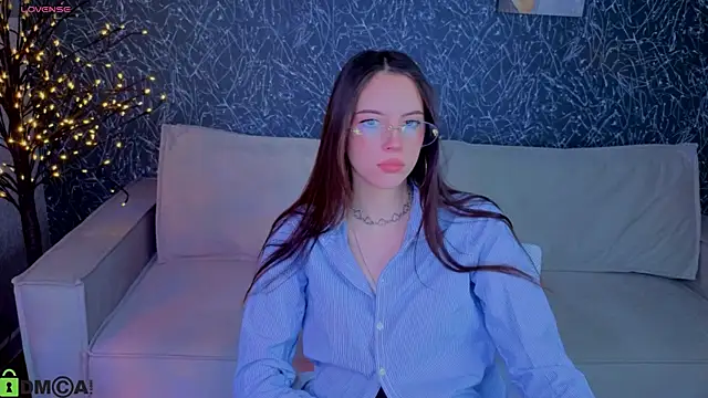 elise robbie online show from 05-17-26, 04:58