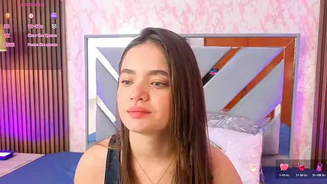 LittleeSara18 online show from 04-25-26, 11:13