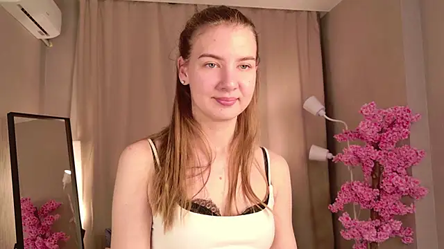 PinkClou9 online show from 04-20-26, 10:11