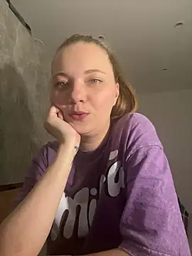 DistrictGirl online show from 03-29-26, 08:31