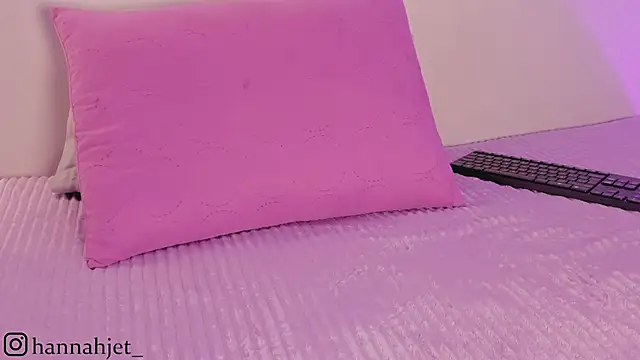 hannah jet online show from 04-16-26, 09:39