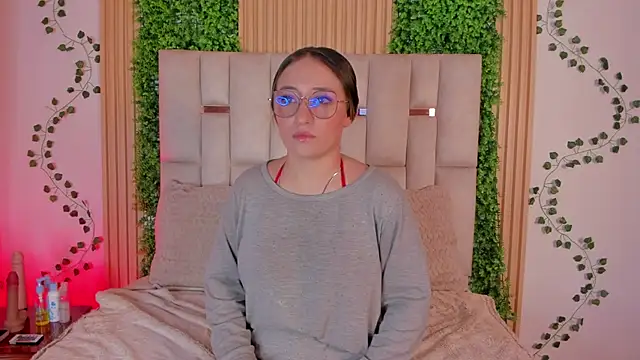 Kitty Milk nm online show from 04-23-26, 11:20