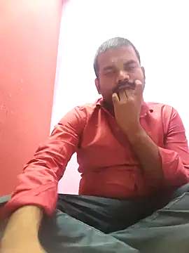 Snapshot of rkr1996kum chatting on 04-08-26, 04:18 rkr1996kum online show from 04-08-26, 04:18