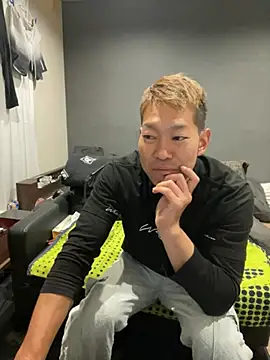 Snapshot of ryuaaaaa chatting on 05-06-26, 04:12 ryuaaaaa online show from 05-06-26, 04:12