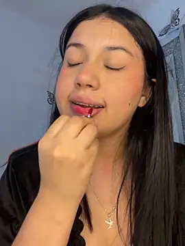 Snapshot of scarleth_marquezz chatting on 05-17-26, 03:15 scarleth marquezz online show from 05-17-26, 03:15