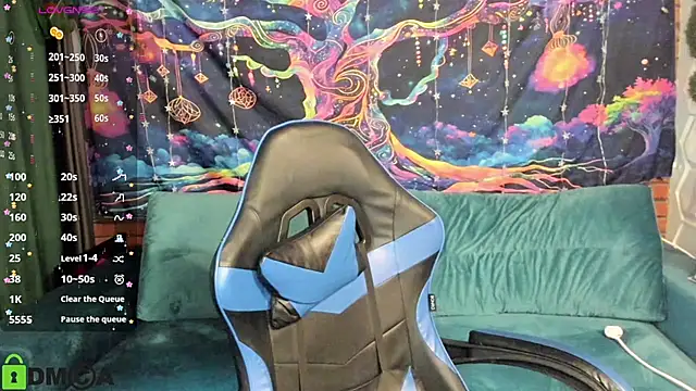 TanaMoonly online show from 03-31-26, 01:00