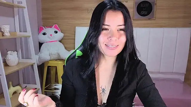 Kylia a online show from 04-27-26, 07:56