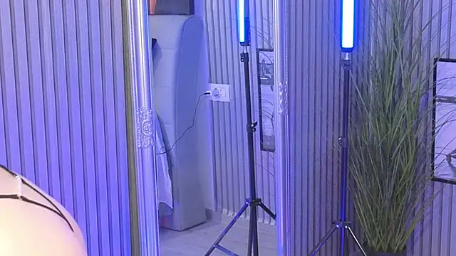 KarmaArms online show from 04-20-26, 07:26