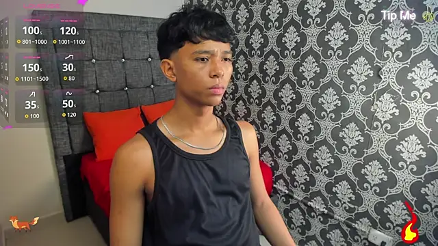 Little Twink19x online show from 07-04-26, 07:42