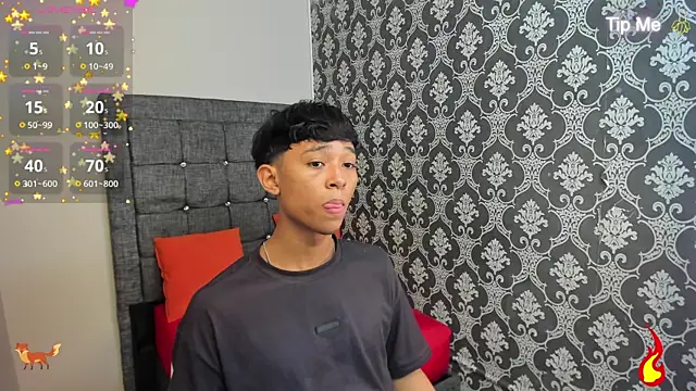 Little Twink19x online show from 07-11-26, 07:27