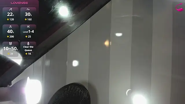 Alondra Wile online show from 07-20-26, 07:49