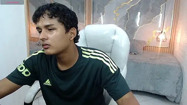 velvet o online show from 03-08-26, 05:00