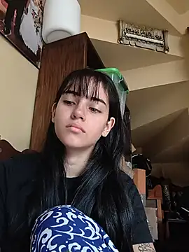 Snapshot of sara_cute_so chatting on 07-08-26, 01:48 sara cute so online show from 07-08-26, 01:48