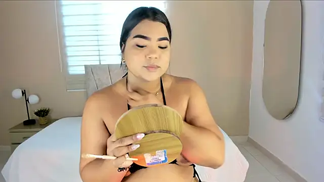 Shelsy joys online show from 04-24-26, 01:02