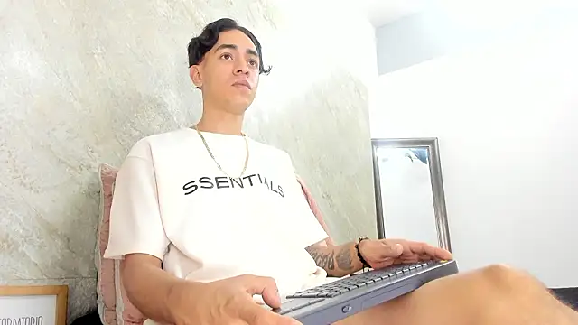 Mick-lollipop online show from 03-13-26, 07:53