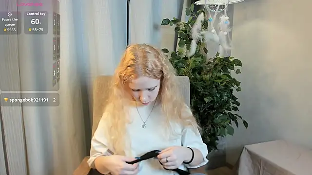 AmalElway online show from 03-11-26, 01:11