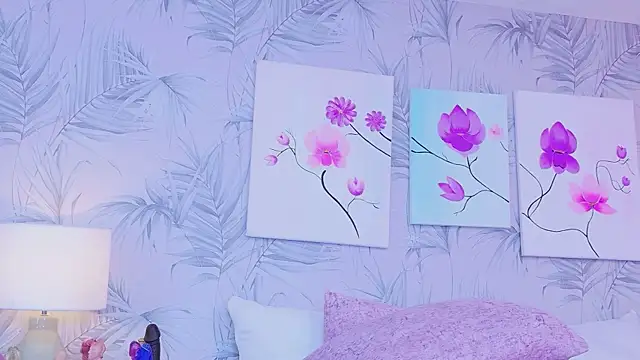 CherryTayloor online show from 07-26-26, 04:36