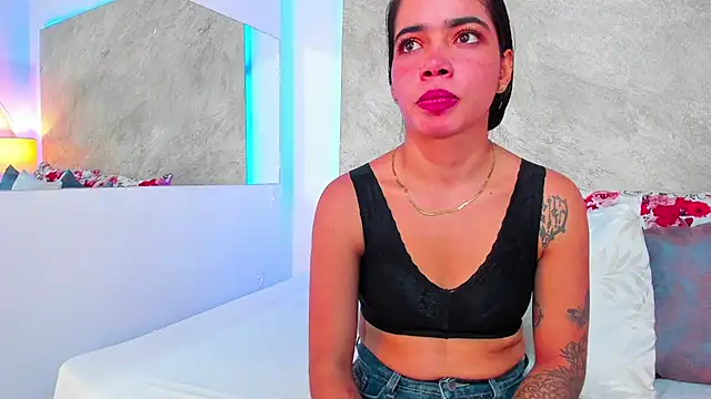 nahia pearl online show from 03-12-26, 02:45