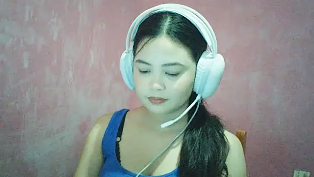 Snapshot of DessertFlower chatting on 06-11-26, 03:04 DessertFlower online show from 06-11-26, 03:04