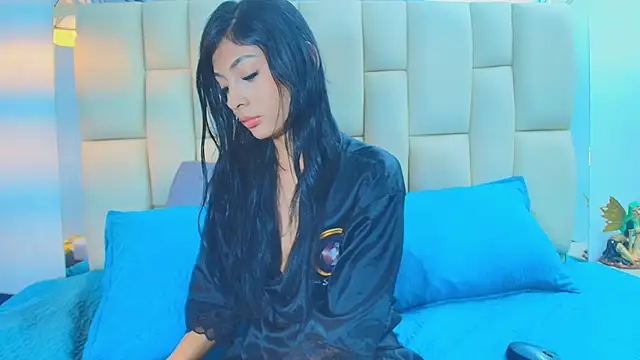 Lana Sliim online show from 03-12-26, 12:11