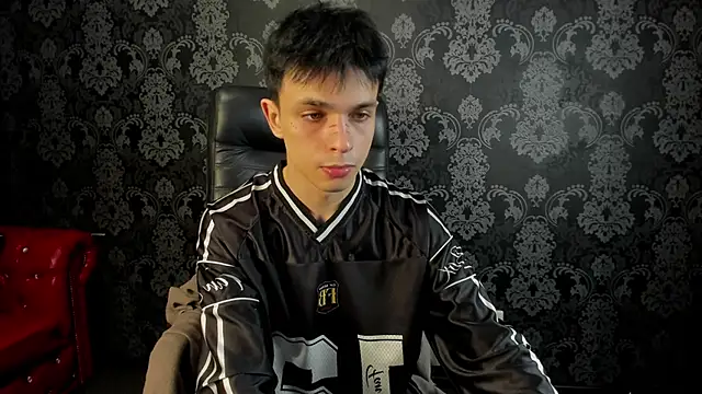 ClarkBev online show from 04-21-26, 07:39