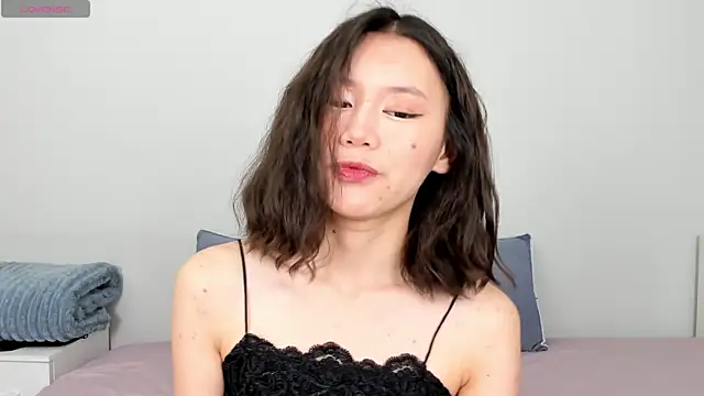 Kiraeko online show from 05-26-26, 05:14