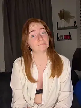 HoneyBunny18 online show from 04-09-26, 07:08