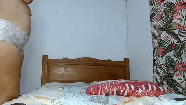 smallvioleta69 online show from 02-25-26, 06:17