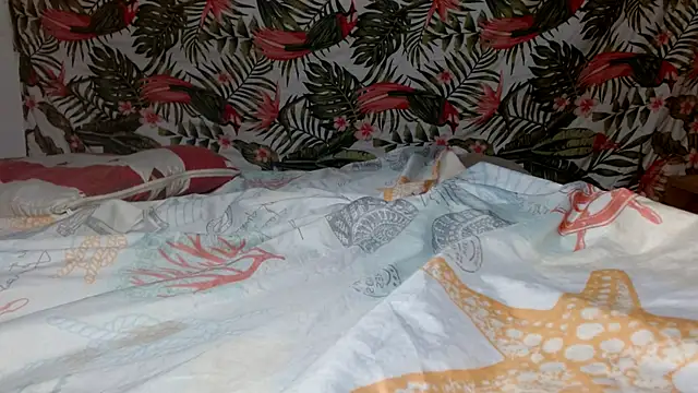 smallvioleta69 online show from 03-07-26, 06:38